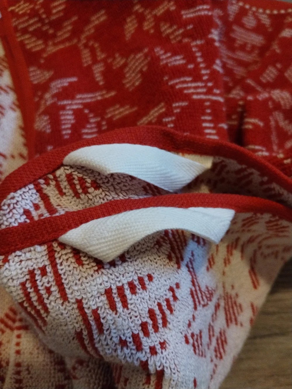 Threshold Red and White Floral Hand Towels